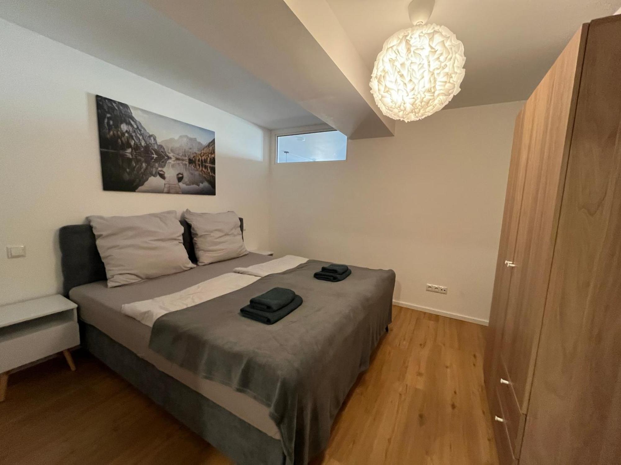 Traumhafte Business & Relax Wohnung Direkt Im Stadtkern Oettingens By Elation Homes Oettingen in Bayern Екстер'єр фото