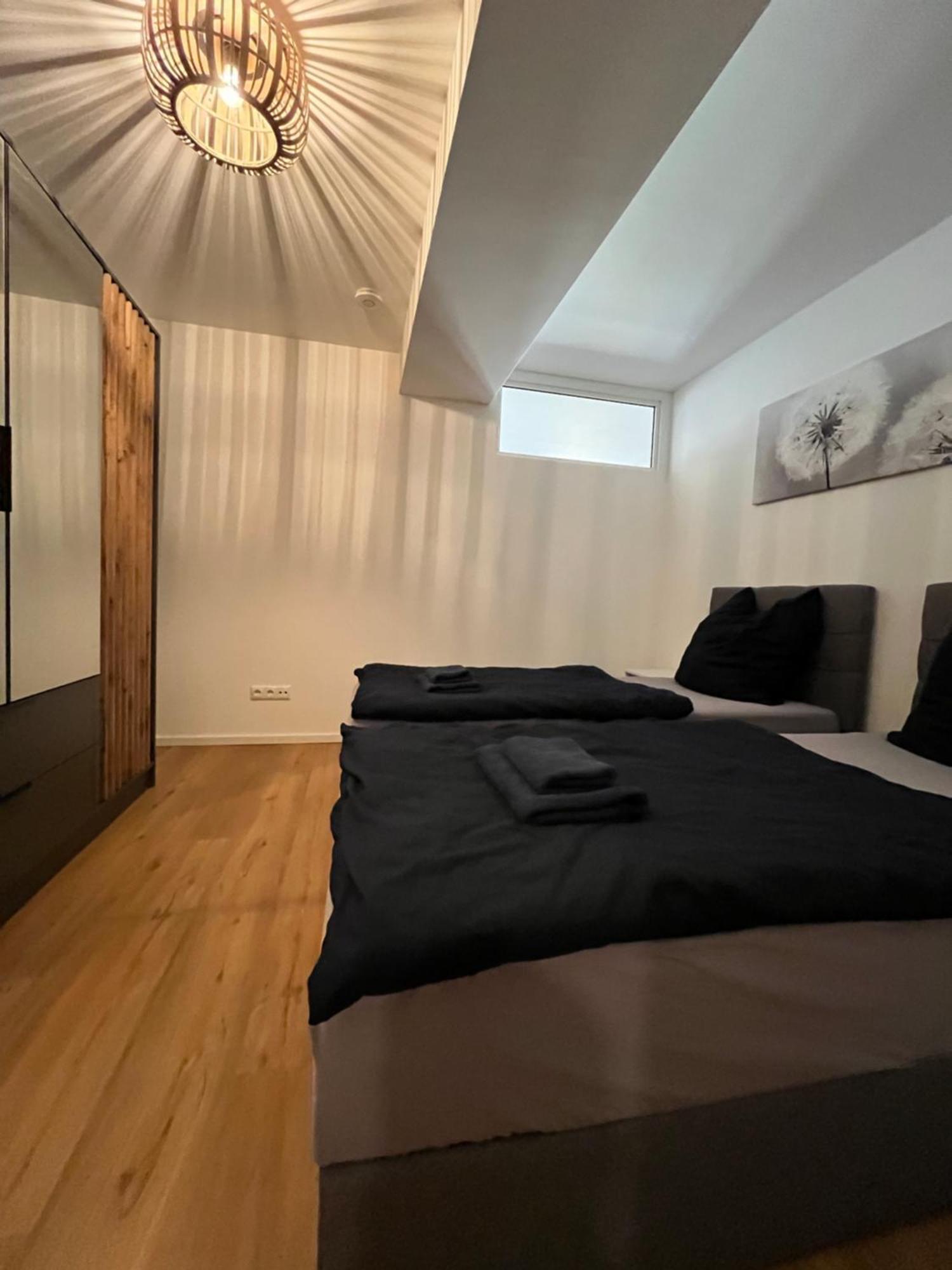 Traumhafte Business & Relax Wohnung Direkt Im Stadtkern Oettingens By Elation Homes Oettingen in Bayern Екстер'єр фото
