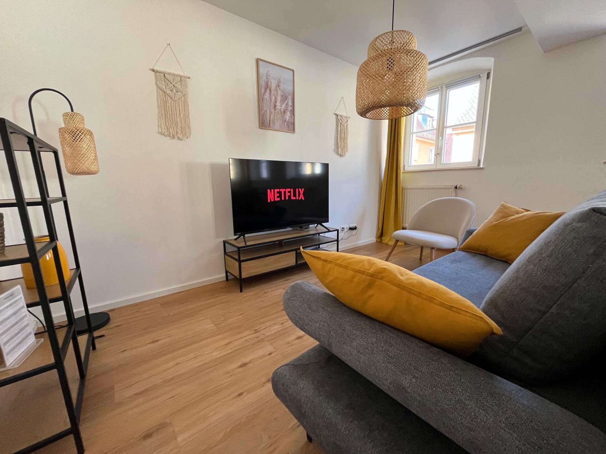 Traumhafte Business & Relax Wohnung Direkt Im Stadtkern Oettingens By Elation Homes Oettingen in Bayern Екстер'єр фото