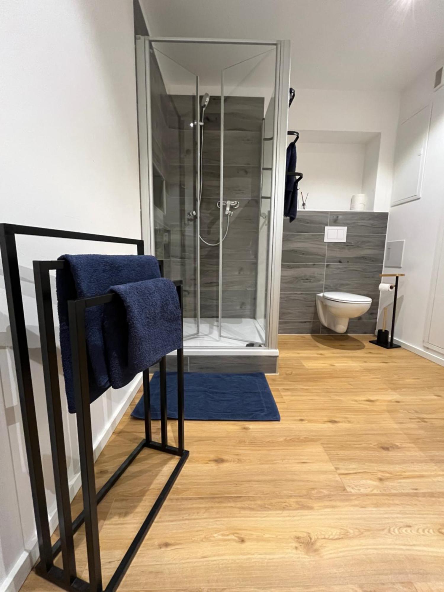 Traumhafte Business & Relax Wohnung Direkt Im Stadtkern Oettingens By Elation Homes Oettingen in Bayern Екстер'єр фото